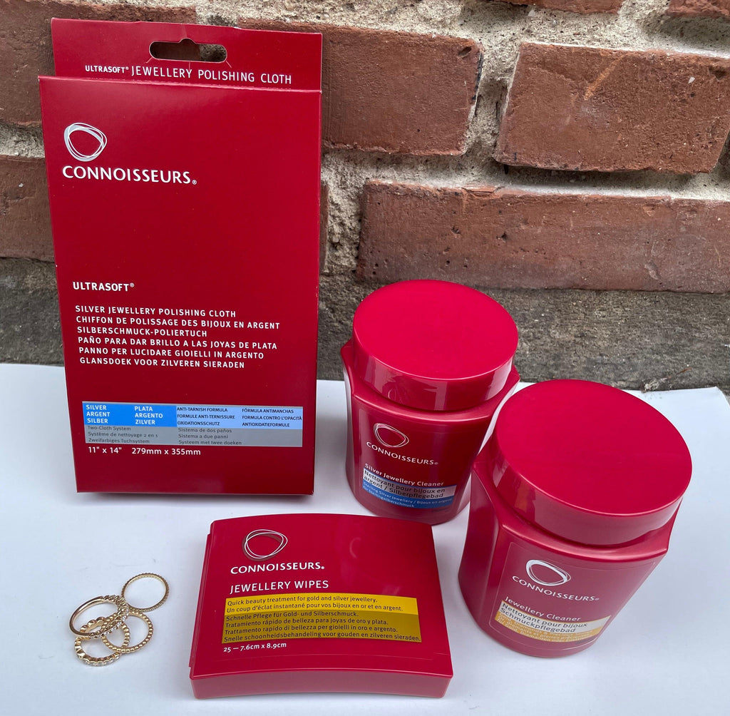 Rengøring og vedligehold af smykker | Sådan passer du på dine smykker - Viclara.dk