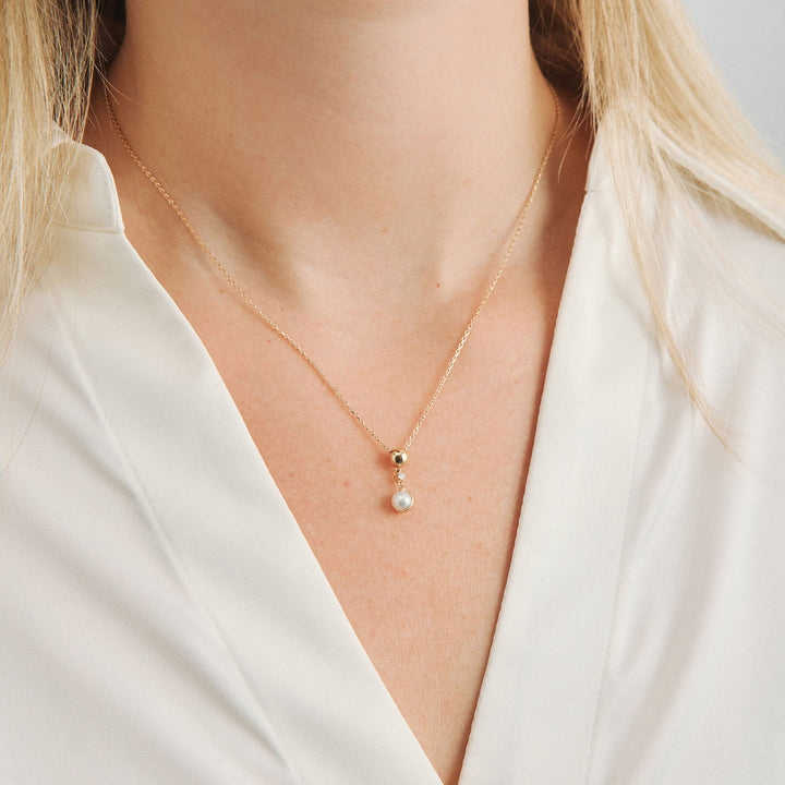 Mads Z Moonchild hanger in 14 kt. goud met diamant & parel 