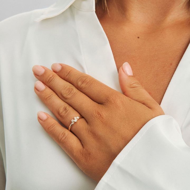 Mads Z Diamond Dew Ring in 14 kt. goud met diamanten 
