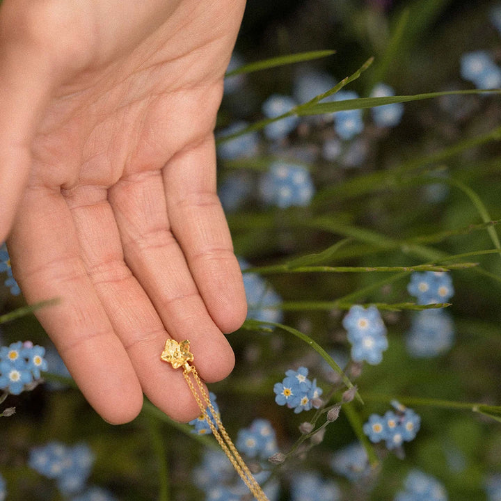 Flora Danica Vergeet-mij-nietje vergulde ketting – productafbeelding 2