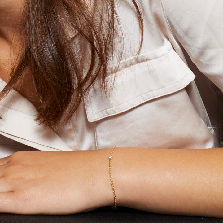 Alura Copenhagen Embrace Armband – Verguld armband met zirkonia 