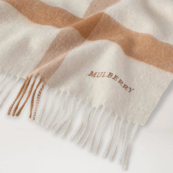 Mulberry Large Check Merino Wool Scarf Pink Peony-Night Sky – productafbeelding 2