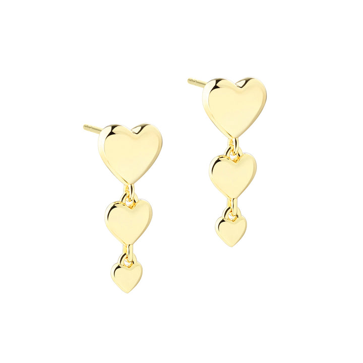 Aqua Dulce Karla and Me Long Earrings tonen gouden oorbellen met drie hartjesschakels. Model 6422-1