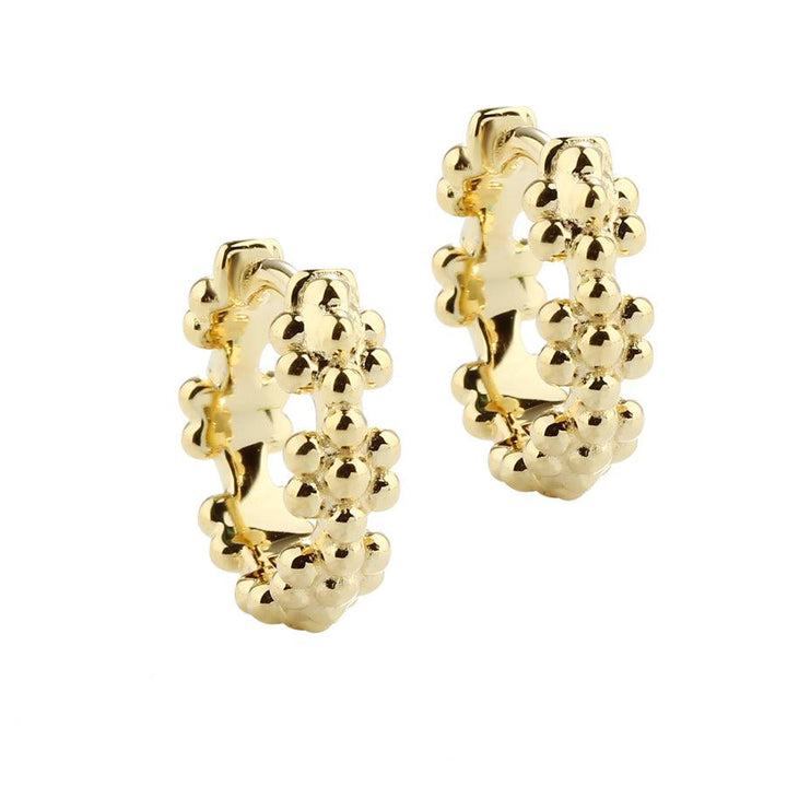 Aqua Dulce Lots of Flowers Hoop Gold plated 15mm, glanzend vergulde oorbellen met bloemenpatroon. Model 5708-1