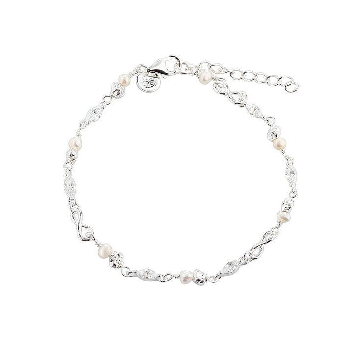 Aqua Dulce White Garden armband zilver met kleine witte parels en elegante details, model 5967-1.