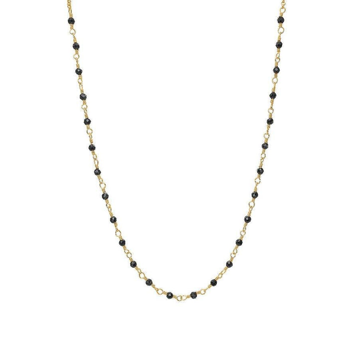 Carre ketting met zwarte agaat, goudkleurige ketting met kleine zwarte agaatkralen, Model fc4456ba-1