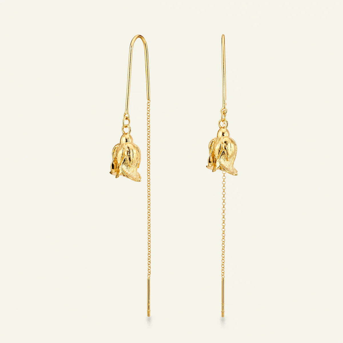 Flora Danica Rozenoorhangers verguld met rozenknopdetail en lange ketting, model G-1