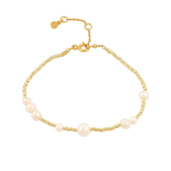 Hultquist Copenhagen Aria Armband met gouden parels en witte zoetwaterparels, model S08592G-1