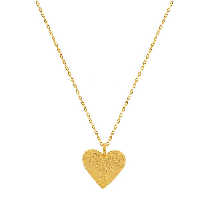 Hultquist hartketting met gehamerde, vergulde harthanger aan dunne ketting. ModelS08506G