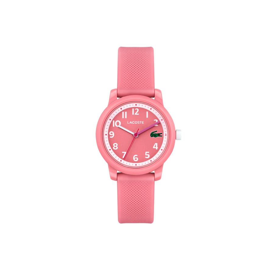 Lacoste Junior WATCH 12.12 Pink toont een modern roze polshorloge met siliconen band. Model 2030040-1