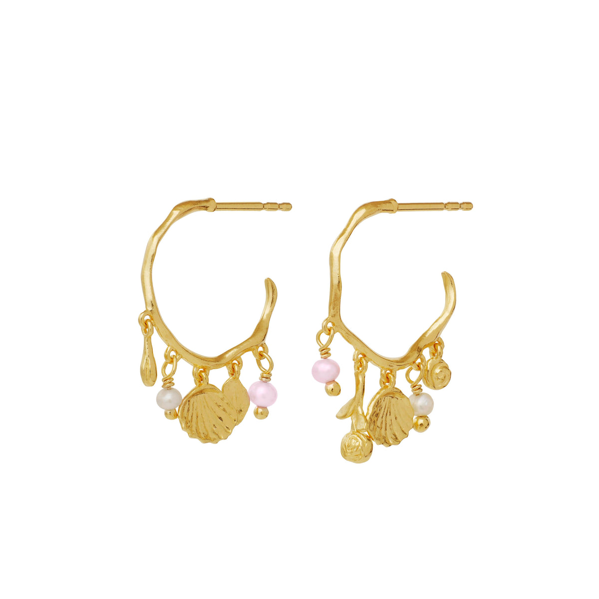 Maanesten Eve vergulde oorringen met zoetwaterparels toont fijne gouden oorbellen met roze en witte parels. Model9994a-1