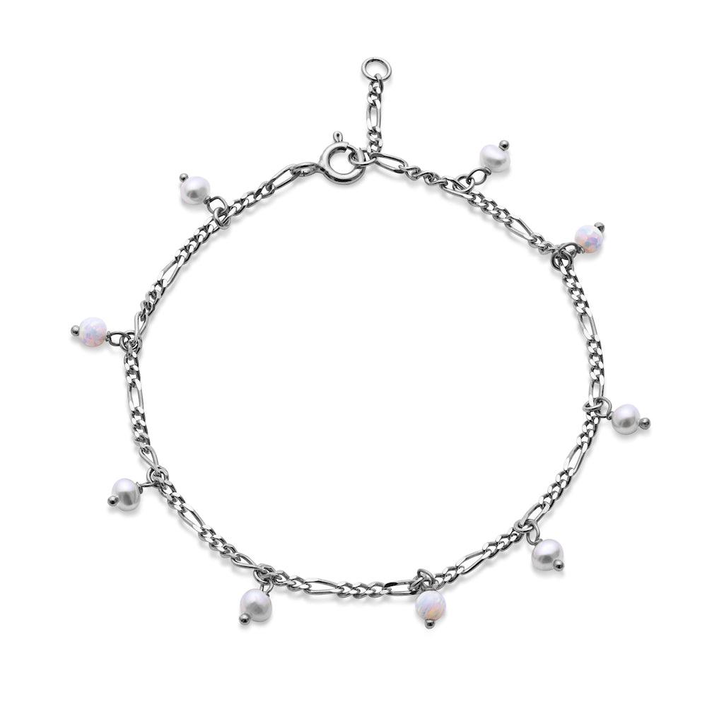 Maanesten Lula Witzilveren armband met kleine witte parels aan een zilveren ketting, model 8519c-8519c-1.