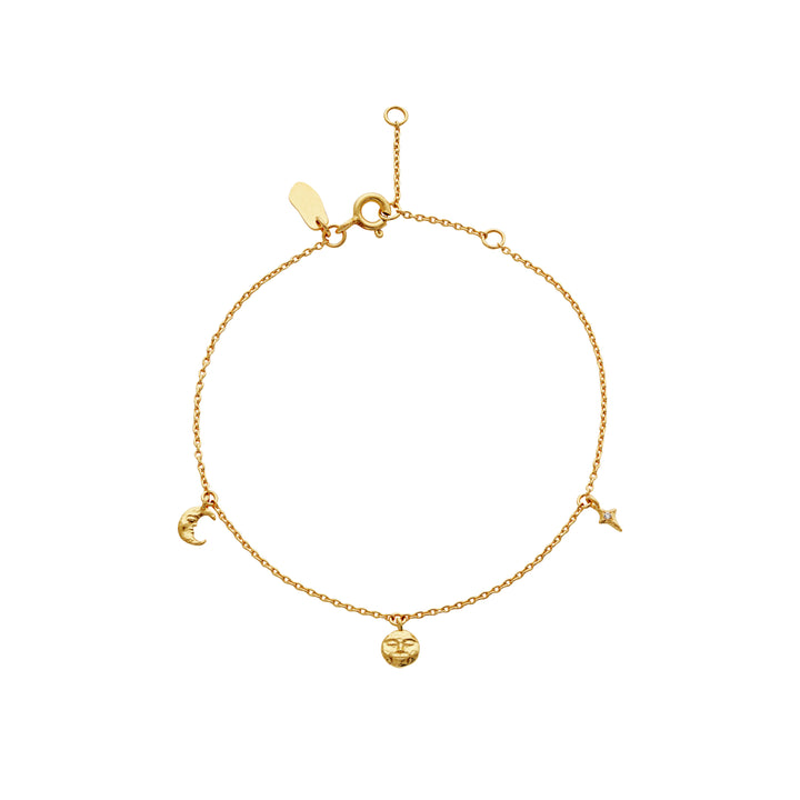 Maansteen Lysander vergulde armband met maan-, zon- en sterhangers in goudkleurig metaal. Model 8691a