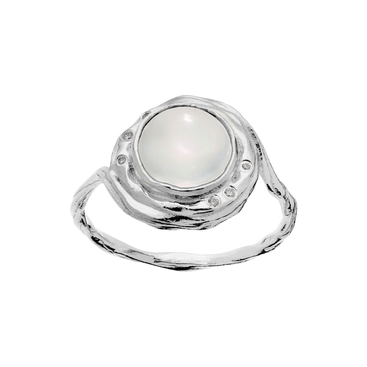 Zilveren Maanesten Zahra-ring met centrale ronde parel en organische details, model 4867c-001.