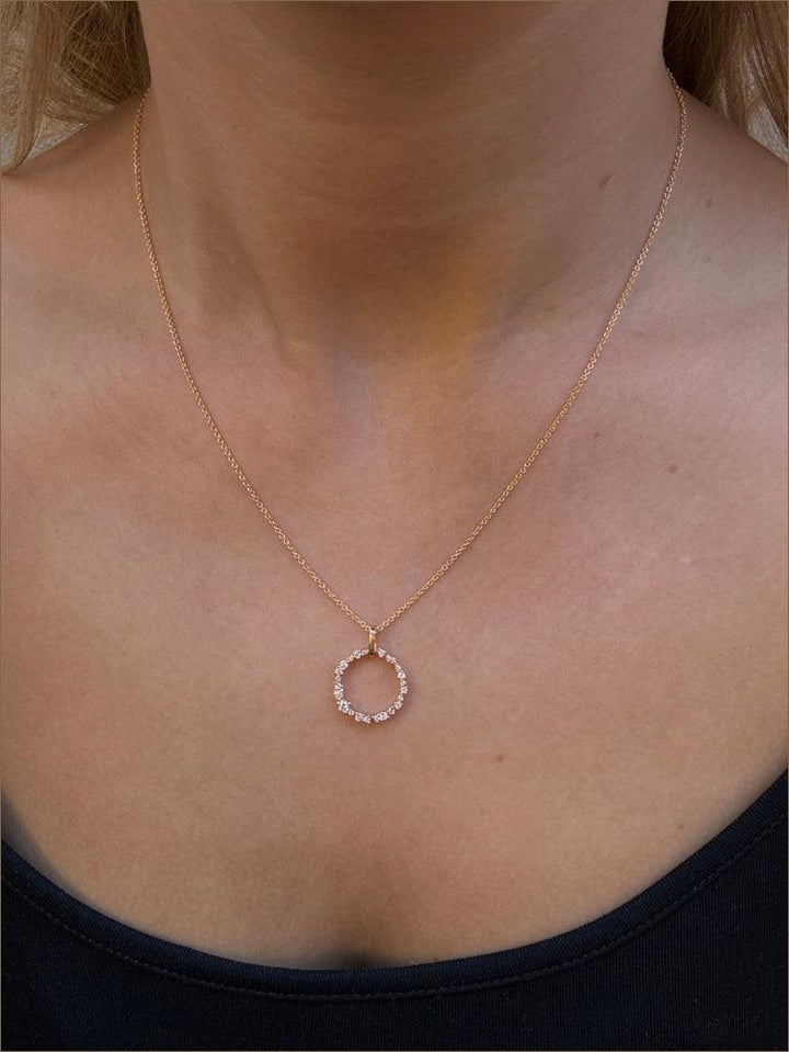 Mads Z 14kt Lucia hanger 0,30 ct W SI prachtig rond in goud met fonkelende diamanten, model 1531054-2.