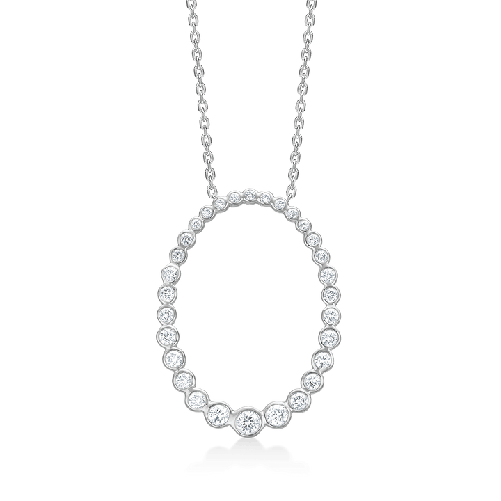 Mads Z Aurora's Kiss zilveren ketting met witte topaas, ovale hanger in gefacetteerde stijl. Model 2126116-1