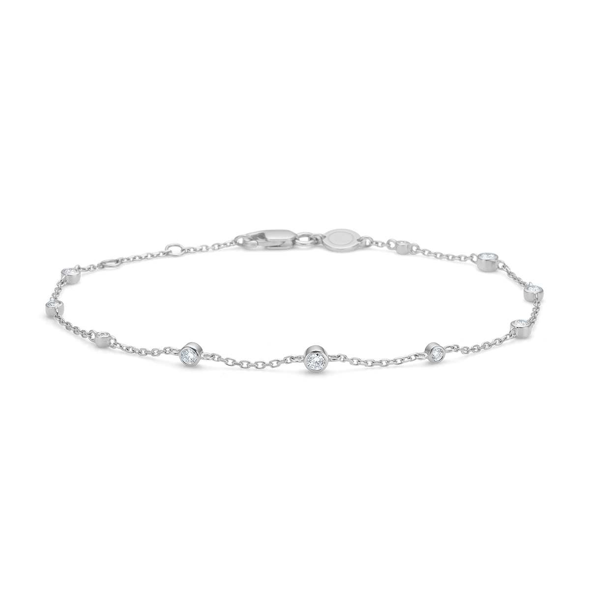 Mads Z Endless Allure zilveren armband met witte topaas, elegante ketting met heldere stenen. Model 2156147-1.