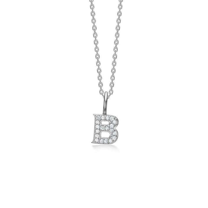 Mads Z Tender Love ketting met letterhanger in zilver en zirkonia, toont de letter B. Model 2126100-002-2