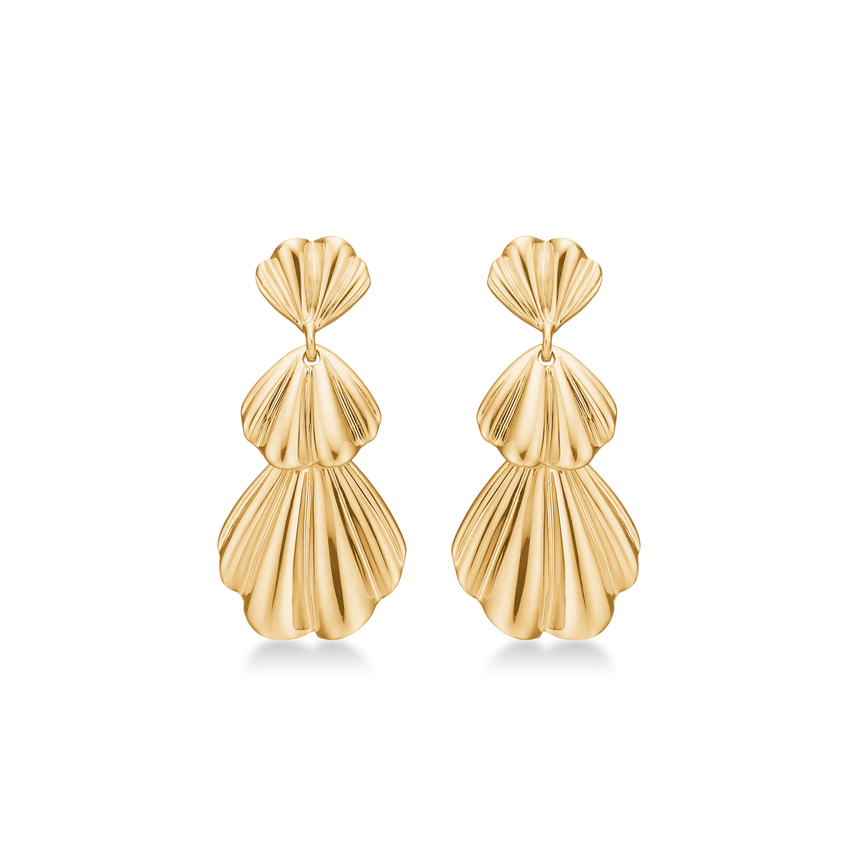 Mads Z Velvet oorbellen in 14 karaat goud, elegante schelpvorm met glanzende afwerking. Model 1510189-1