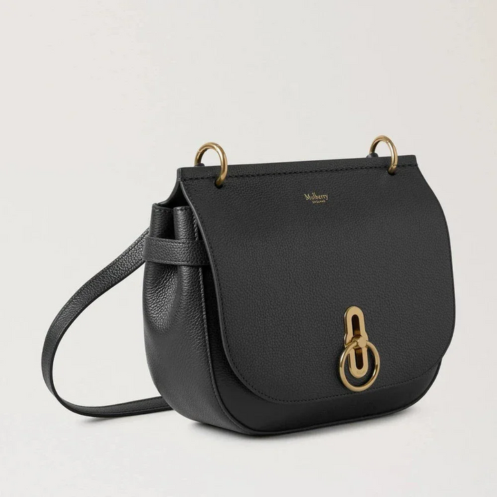Mulberry Amberley Satchel Small Classic Grain Black in zwart leer met goudkleurige gesp, model hh9799205a100.