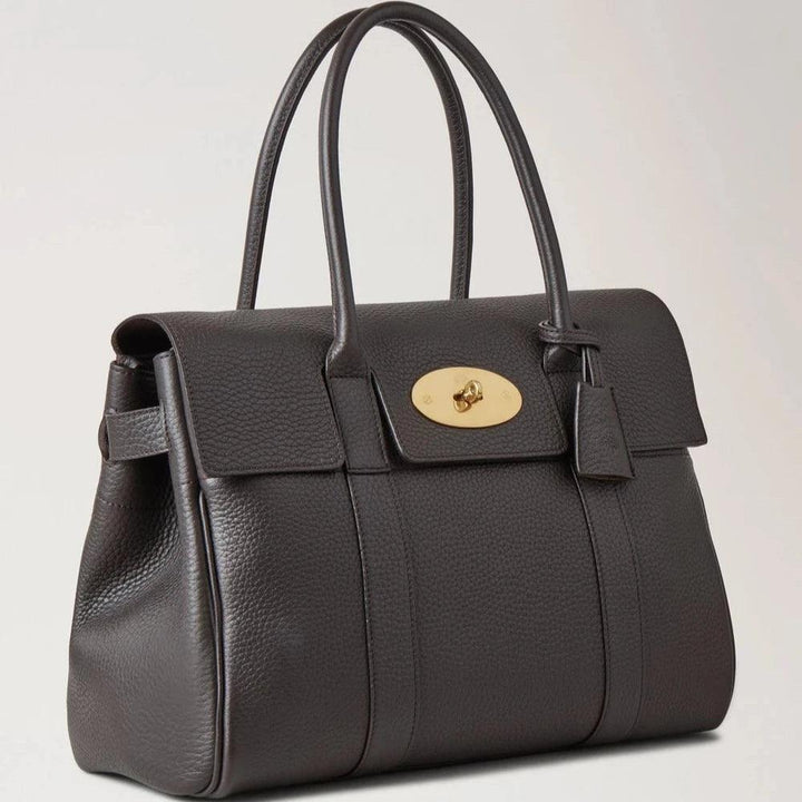 Mulberry Bayswater Heavy Grain Ebony tas van donkerbruin leer met twee handvatten en gouden gesp. ModelHH6592736A110