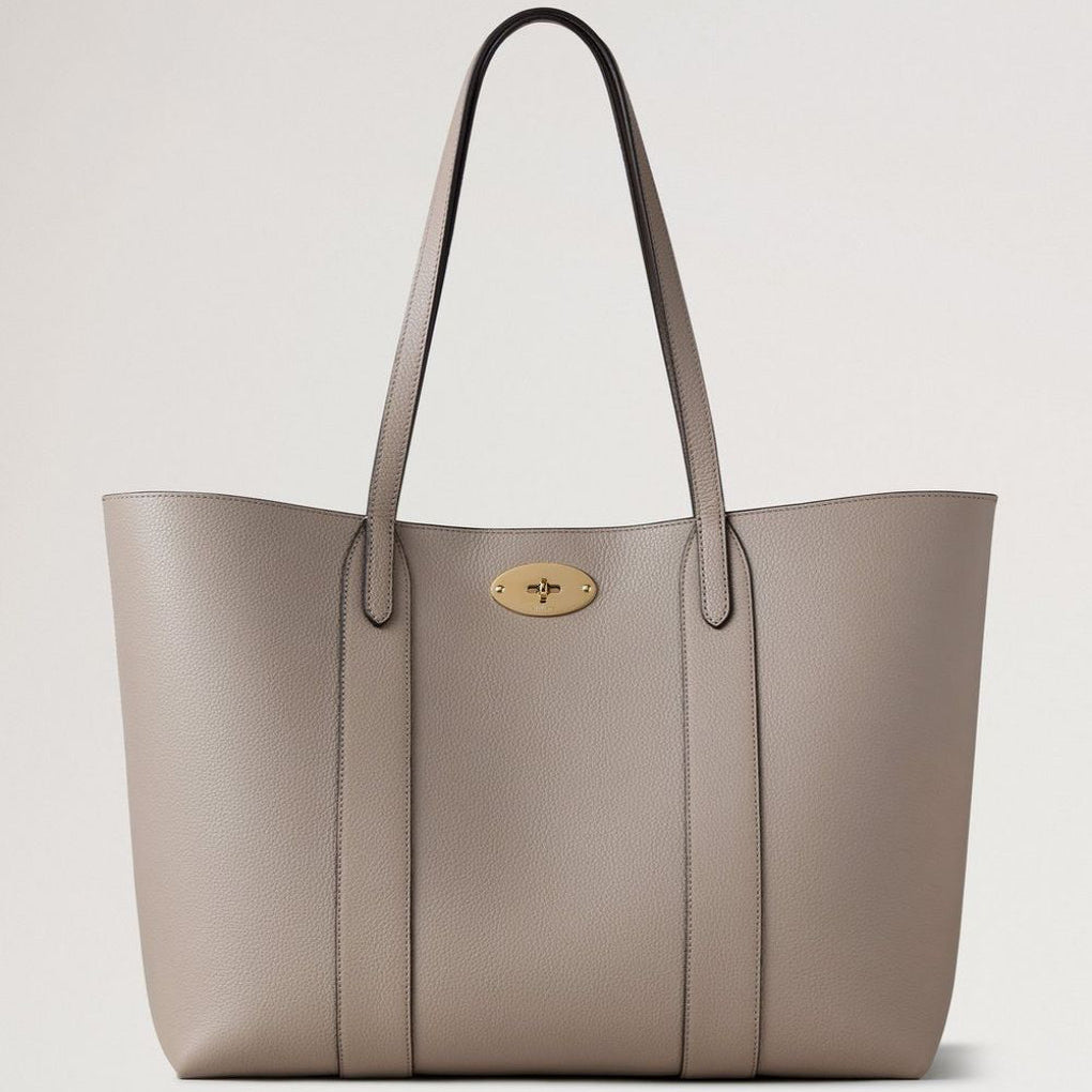 Mulberry Bayswater Tote Cashmere Taupe Small Classic Grain toont een taupekleurige leren tas met gouden gesp, model hh5727205f924.