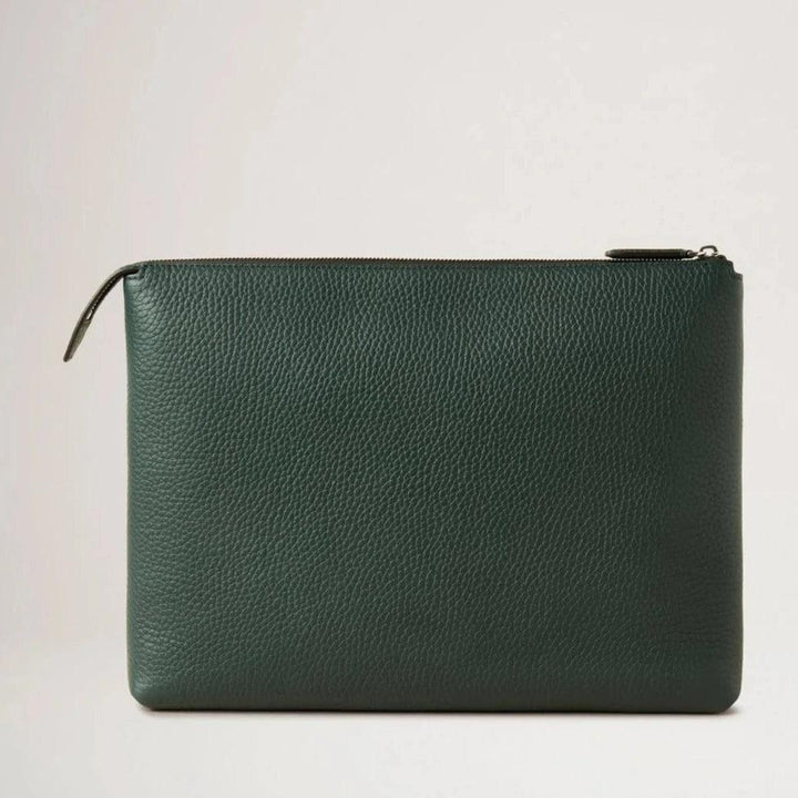 Mulberry City Laptop Zwaar graan Mulberry Groene laptophoes van sterk, groen leer met ritssluiting. ModelRL6311736Q633.