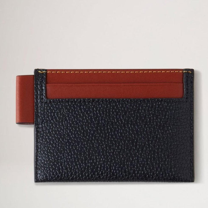 Mulberry Creditcardslip Eco Scotchgrain Zwart/Cognac toont de voorkant in zwart en cognackleurig leer. ModelRL7036127A340