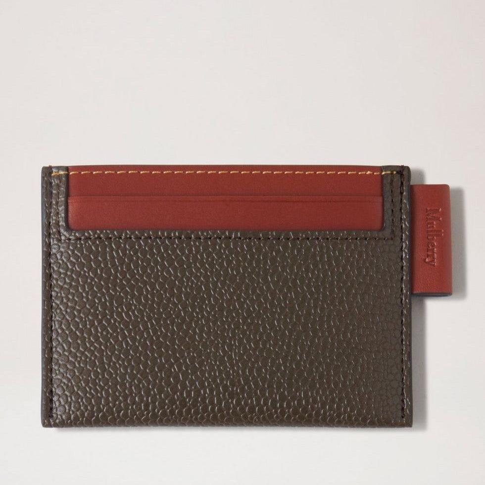 Mulberry Creditcardstrookje Eco Scotchgrain Molecognac heeft een strak kaarthouderontwerp van bruin getextureerd leer met cognackleurige details. ModelRL7036127Q330.