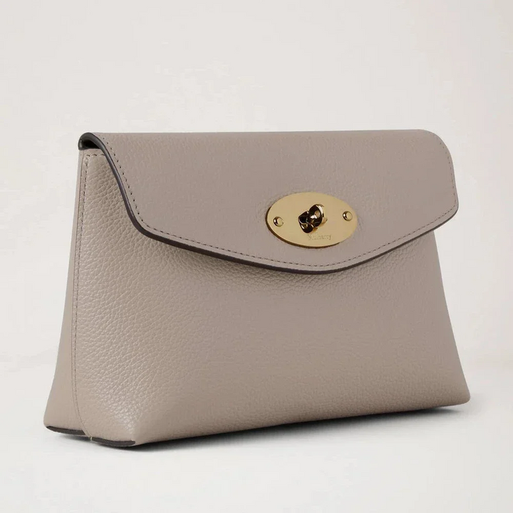 Mulberry Darley Cosmetisch etui Cashmere Taupe Small Classic Grain met gouden gesp, model RL5077205F924.