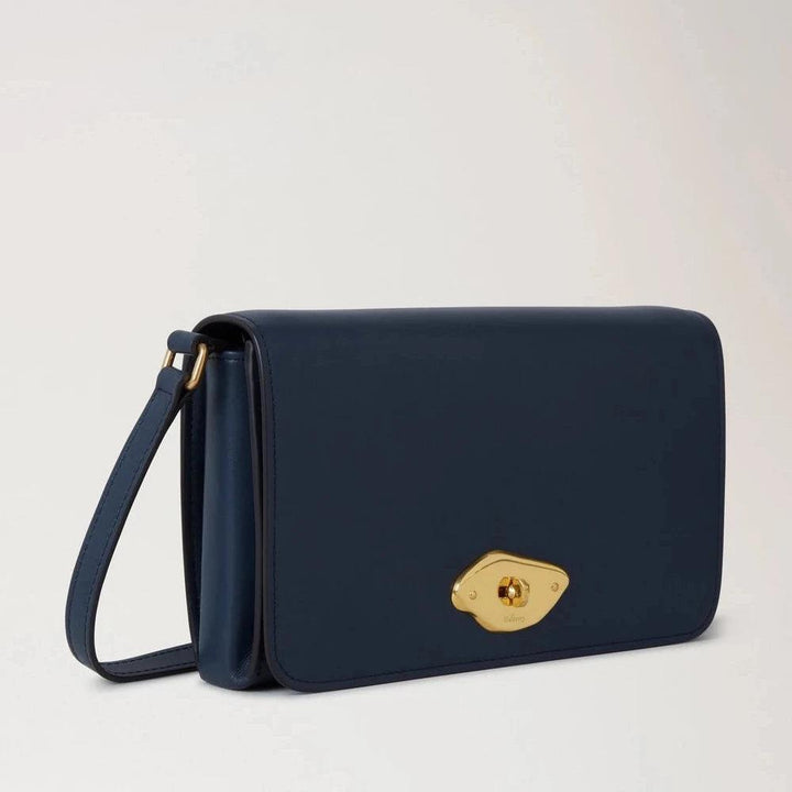 Mulberry Lana Wallet On Strap Hoogglans Leer Night Sky in donkerblauw leer met gouden detail, Model RL8058615U888.