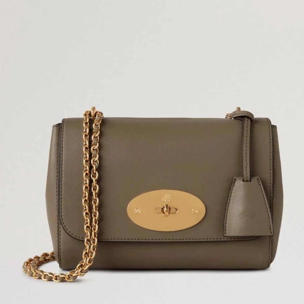 Mulberry Lily Micro Classic Grain Linen Green schoudertas van groen leer met gouden ketting en sluiting, model HH9179587R563.
