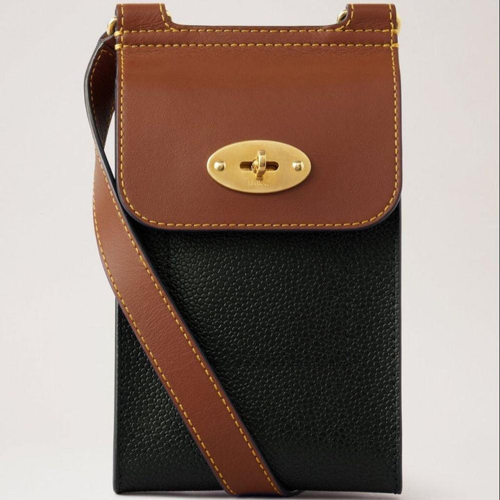 Mulberry Mini Antony Etui Eco Scotchgrain zwart/cognac met verstelbare band en gouden slot, model RL7772127A340.