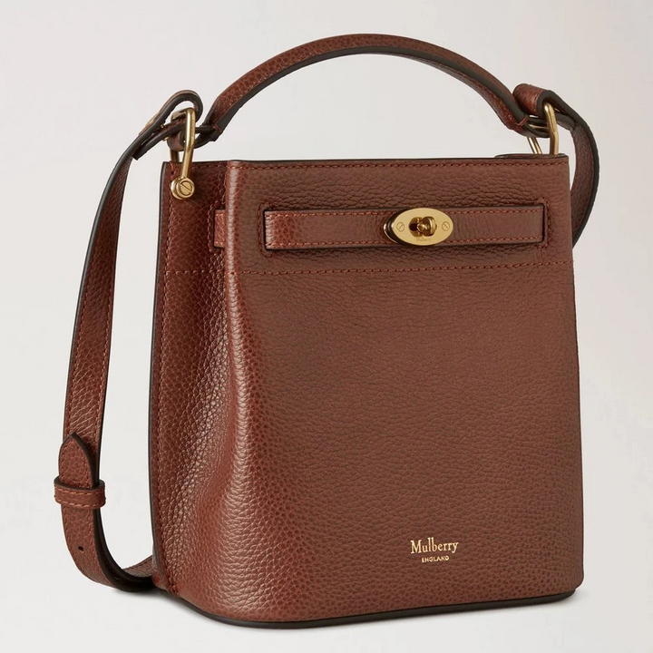 Mulberry Mini Islington Bucket Oak Two Tone Small Classic Grain toont een bruin leren tas met gouden details, model RL8854552G110.