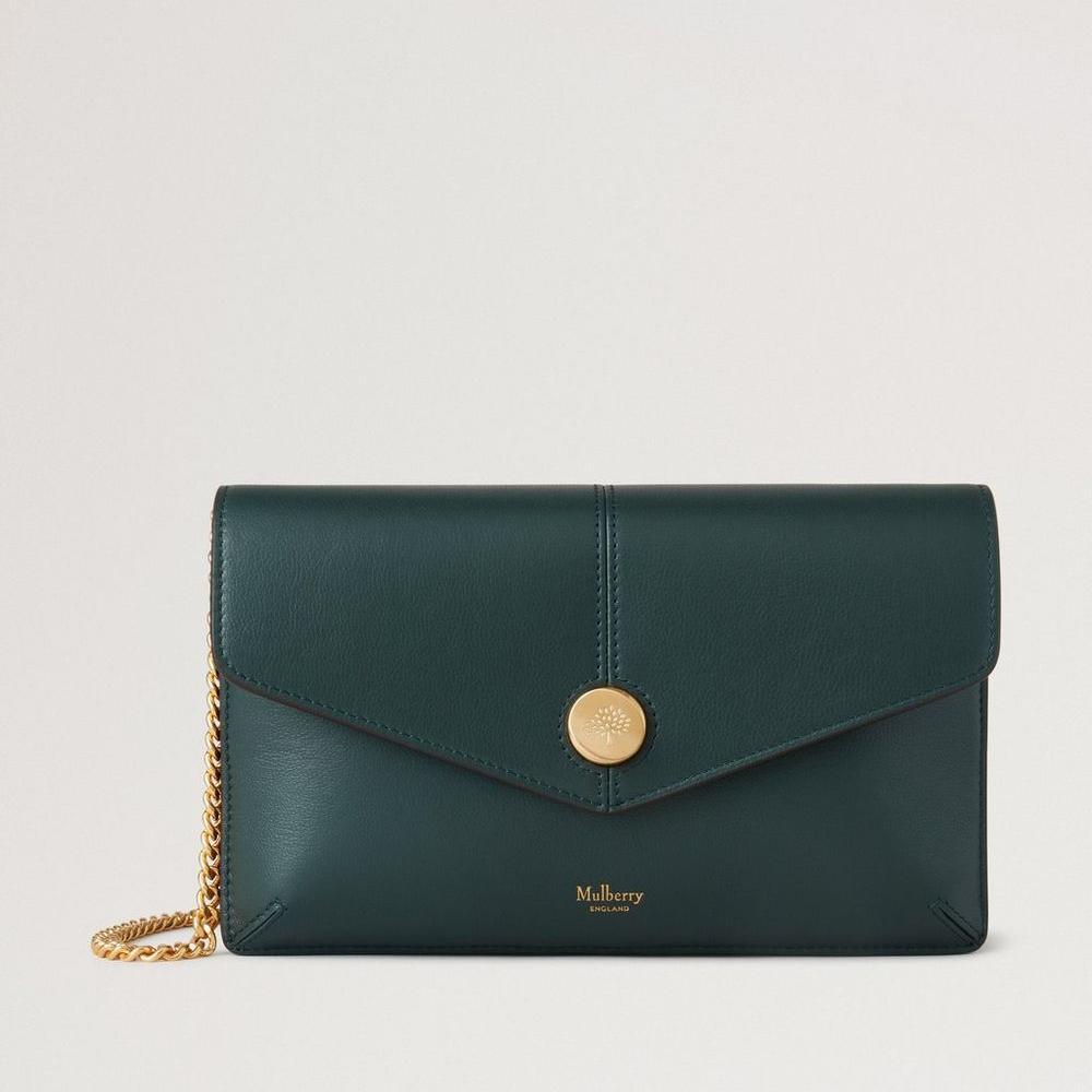 Mulberry Drukknopenpochette aan ketting van groen leer met gouden kettingriempje, vooraanzicht. ModelRL8708587Q633