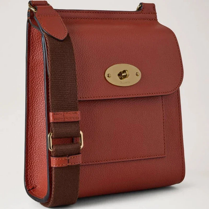 Mulberry Klein Antony roestkleurige leren schoudertas met grove band en gouden gesp. ModelHH5193/205L190