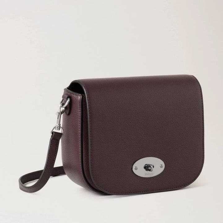 Mulberry Klein Darley Satchel Small Classic Grain Black Cherry in glad leer met zilveren gesp, model RL4957/205K560