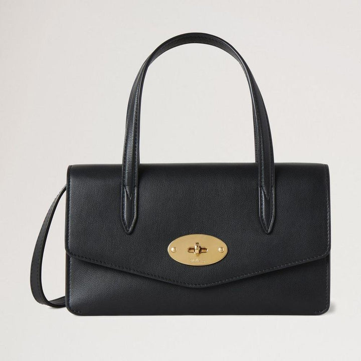 Mulberry Klein Darley Top Handle Black Micro Classic Grain, elegante zwart leren tas met gouden gesp. ModelRL8678587A100
