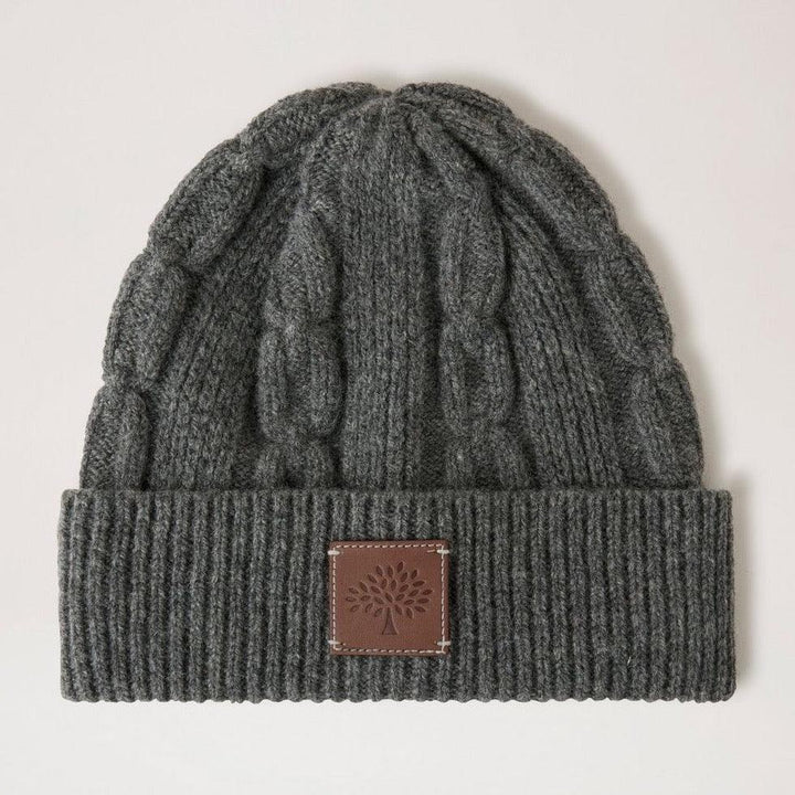 Mulberry Softie Chain Cable Beanie Antraciet van gebreide wol met bruine leren patch, model VH4122996C110.