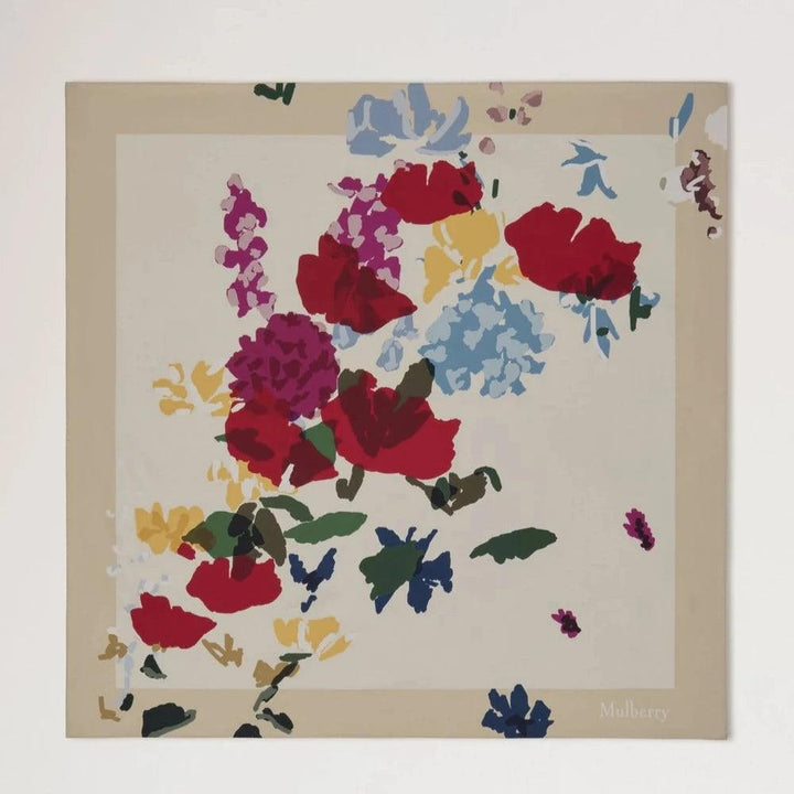 Mulberry Winterbloemenvierkante sjaal zijden sjaal met veelkleurige bloemenprint op lichte basis. ModelVS4829087H712
