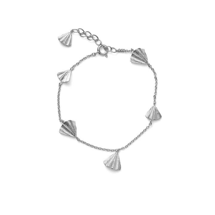 Pernille Corydon Autumn Leaf-armband in zilver met fijne bladhangers, elegante ketting. Model B-497-S