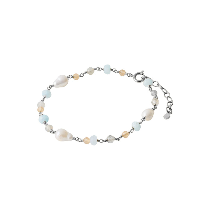 Pernille Corydon Mellow Blue Armband met blauwe, witte en beige parels in zilver. Model B-375-S.