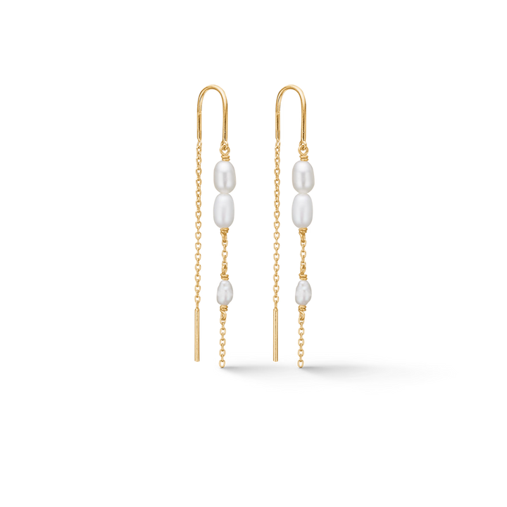 Studio Z Perma Oorbellen in verguld zilver met witte zoetwaterparels aan lange, dunne kettingen. Model 7203935-1