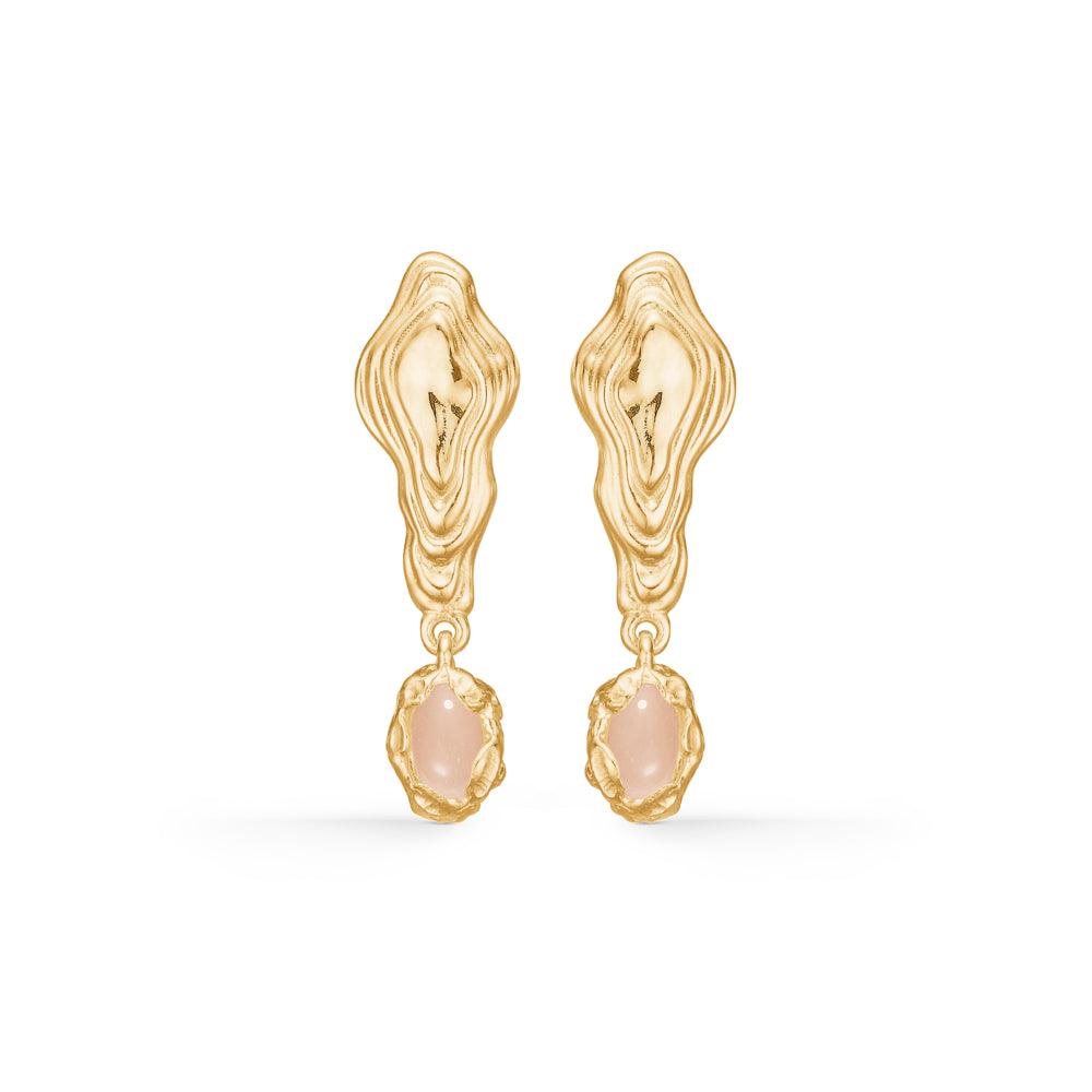 Studio Z Schelp Oorbellen met roze zirkonia, elegante goudkleurige oorbellen met roze steen. Model 7217859-1