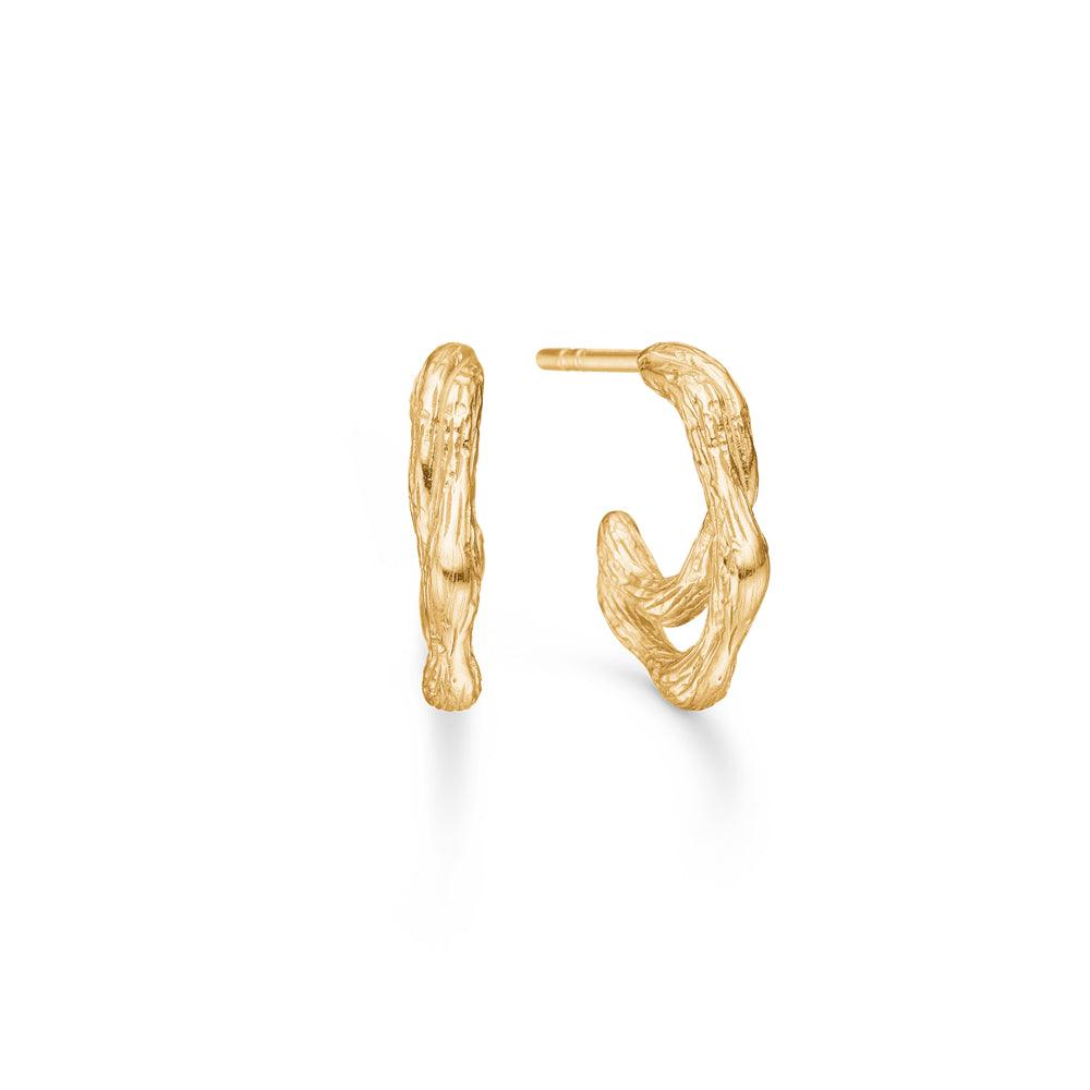 Studio Z Twine Gold Creole toont een set kleine creolen in een organisch, gedraaid gouden design, Model 7210853.