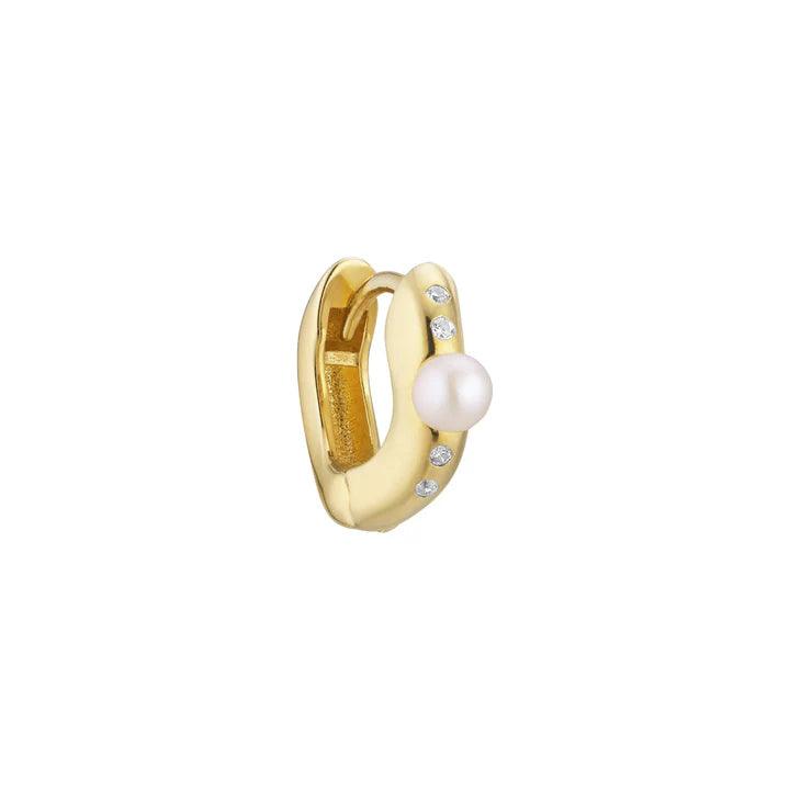 the-earring-shop nimf knuffel, elegante vergulde oorbel met witte stenen en parel, Model fw2409-1