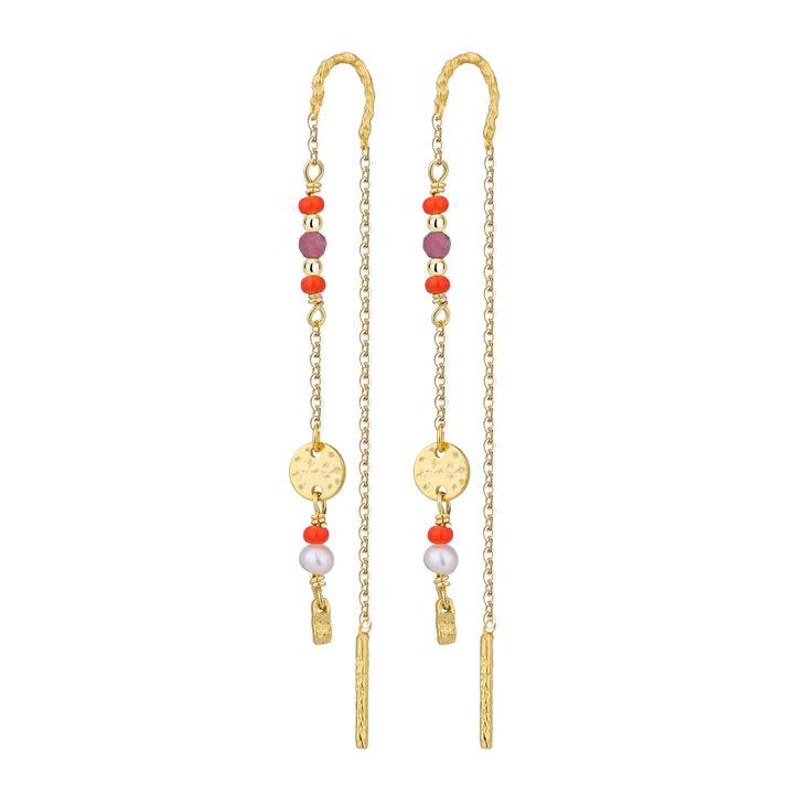 WiOGA Saphira oorbellen in verguld zilver met decoratieve parels en details in goud. Model E-8432-GP.