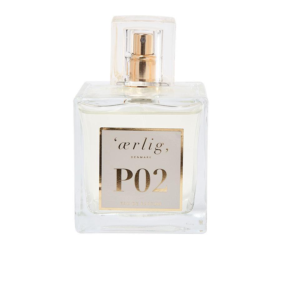 ærlig eau de parfum P02 flacon van 100 ml met gouden etiket en heldere vloeistof, model p2-1