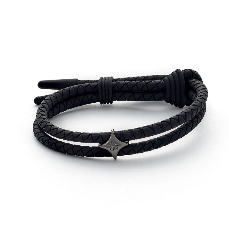 Alexander Lynggaard Armband Red Laver Black Silicone, zwart gevlochten armband met sterdetail. ModelS00011-1