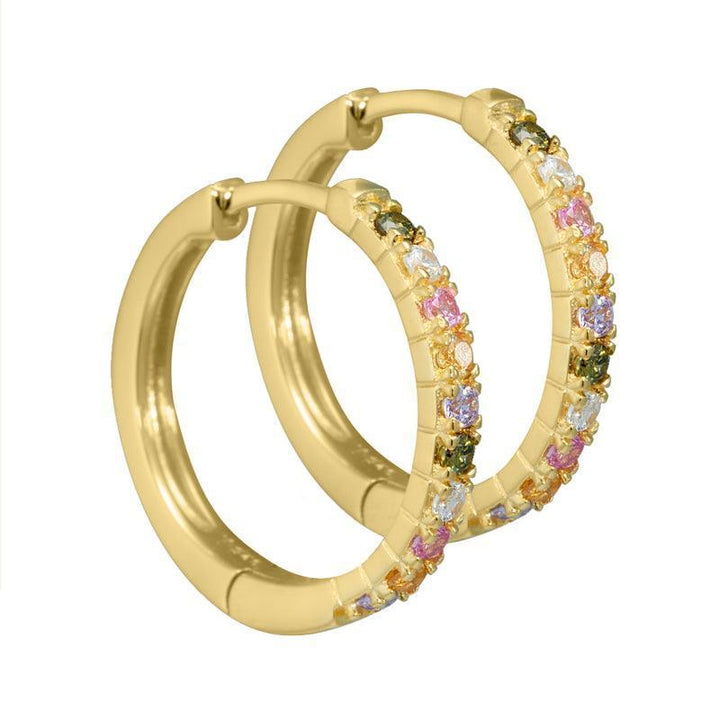 Aqua Dulce Elina Creool in verguld zilver met gekleurde zirkonia, elegante close-up. Model3829-3829-1